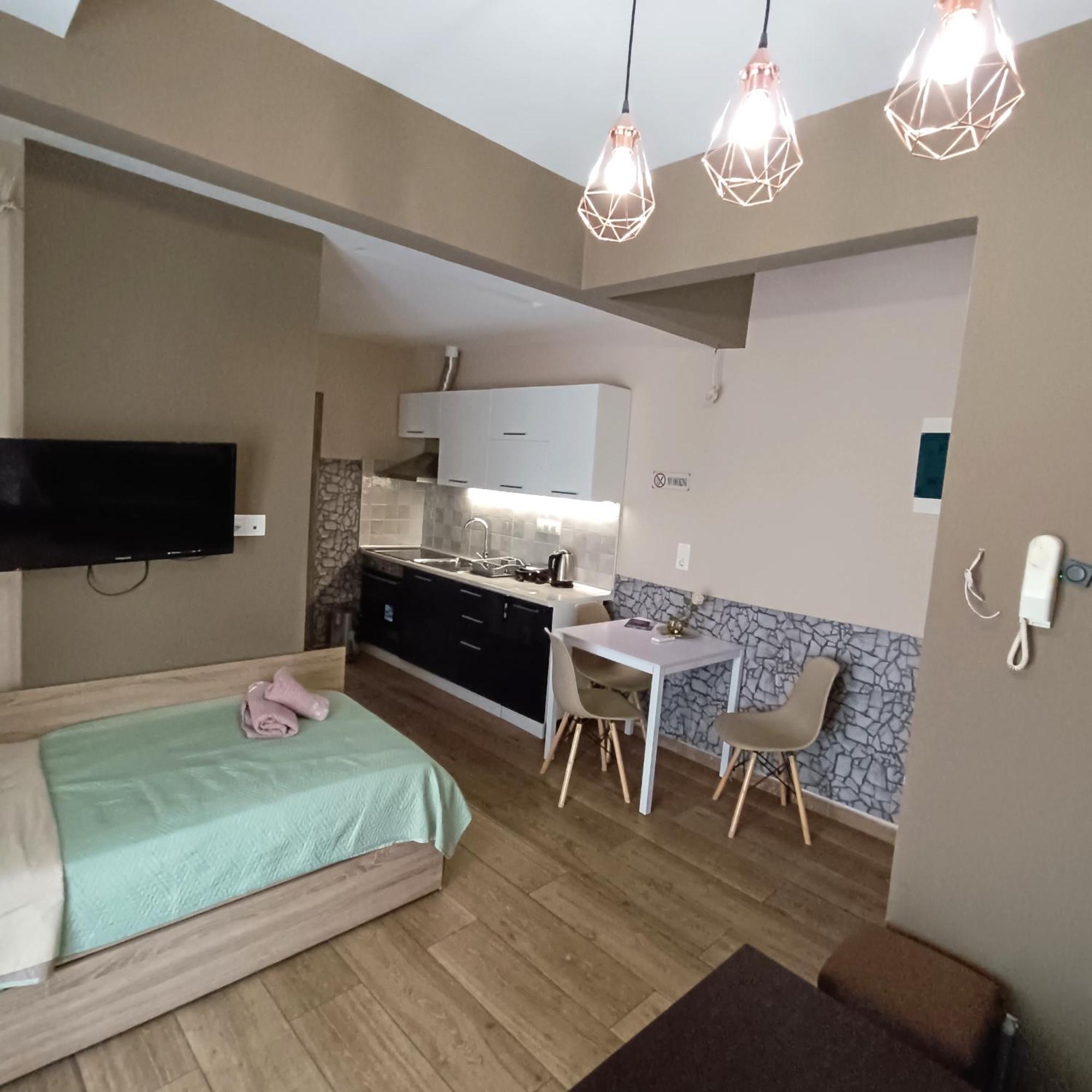 Rotonda Citycenter Two Rooms Apart.New Renovated! Салоніки Екстер'єр фото